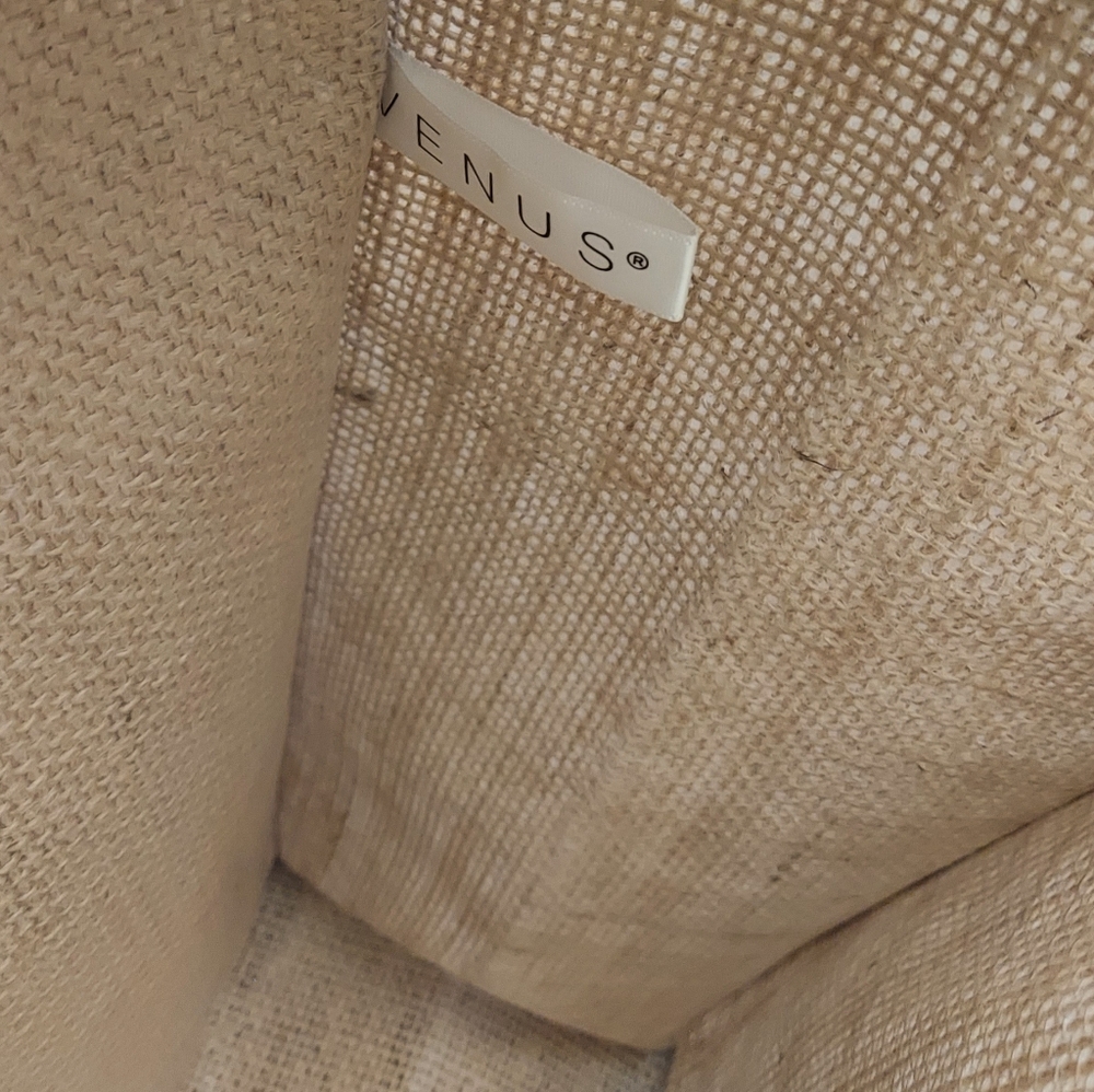 HELLO VACA BURLAP TOTE BAG - Picture 4 of 6